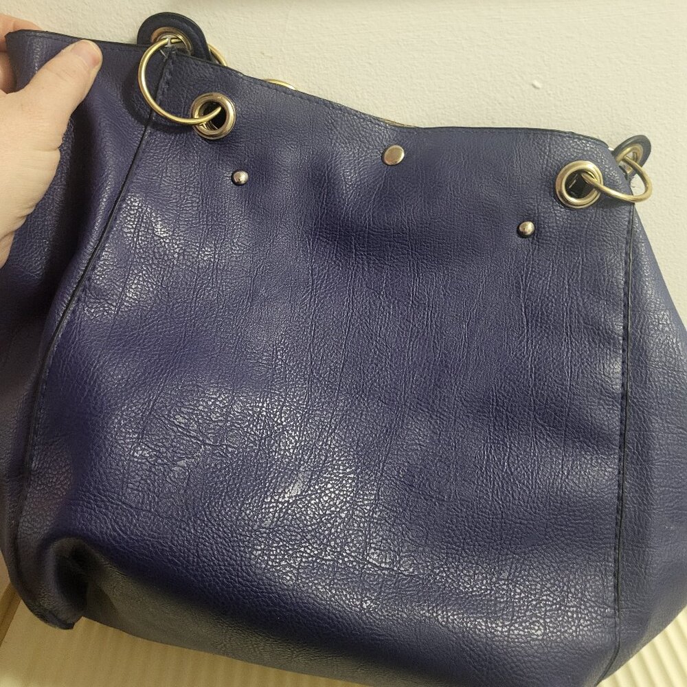Large Deep NavySophisticated and Spacious! Pebbled Tote - Gold Hardware